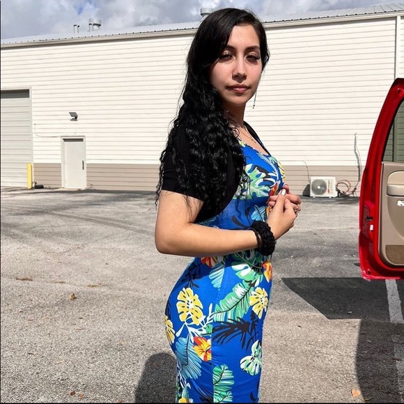 Meet your Posher, Keyla - Picture 3 of 4